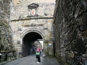 su_e_giu_per_il_castello12