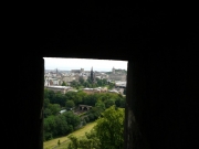 su_e_giu_per_il_castello14