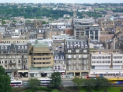 su_e_giu_per_il_castello21