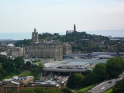 su_e_giu_per_il_castello22