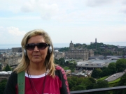 su_e_giu_per_il_castello23