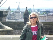 su_e_giu_per_il_castello4