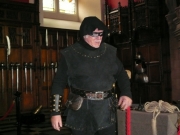 su_e_giu_per_il_castello45