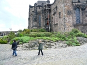 su_e_giu_per_il_castello47