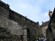 su_e_giu_per_il_castello7