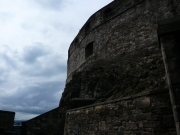 su_e_giu_per_il_castello9